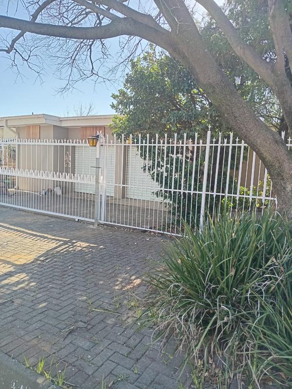 3 Bedroom Property for Sale in Fichardt Park Free State